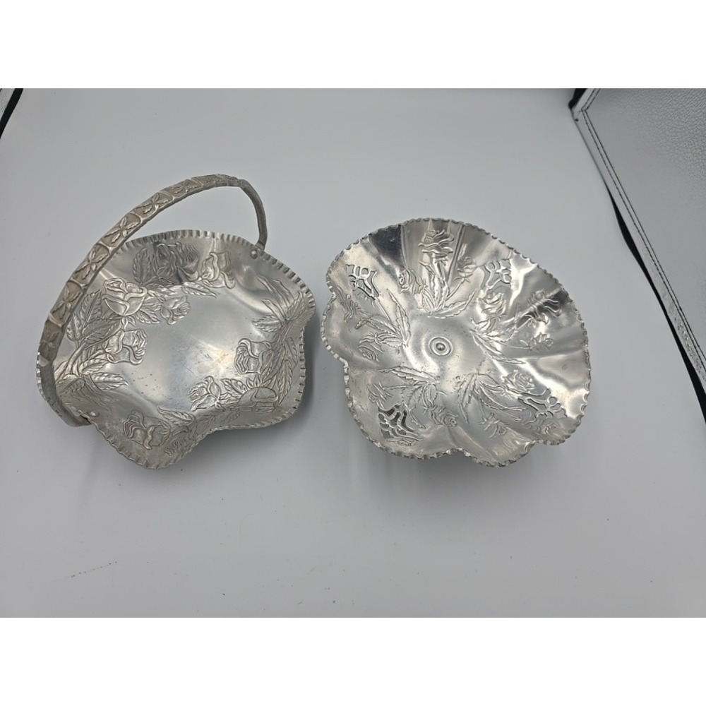 Vintage Farber Shlevin Hand Wrought Aluminum Floral Ruffled Handle Basket & Tray